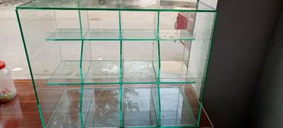 Glass counter