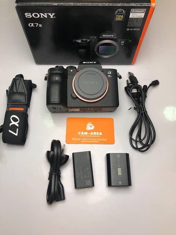 Sony a7iii complete box 0