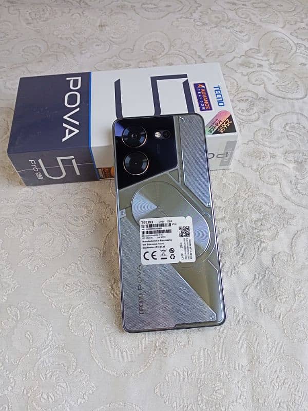 Tecno pova 5 pro 5g  8+8GB  256GB 10