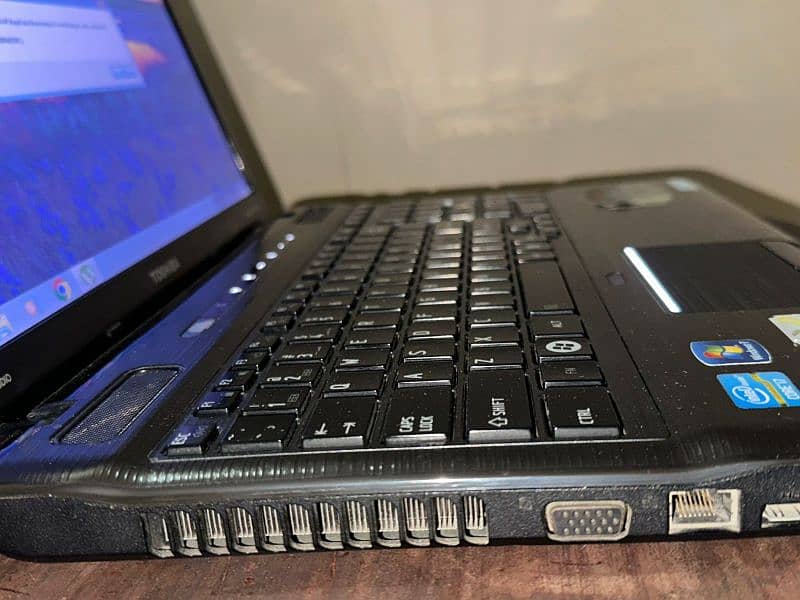 Toshiba Satellite P755 1