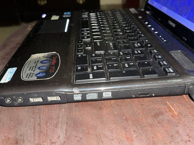 Toshiba Satellite P755 2