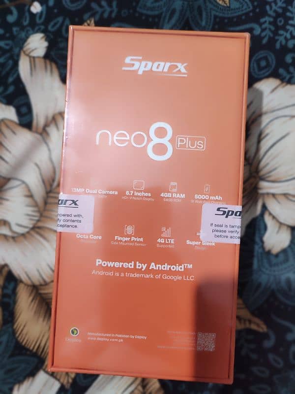 sparx neo  8plus    4+64 Champaign gold 2