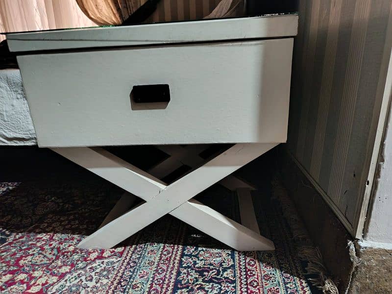 Side table for sale 0