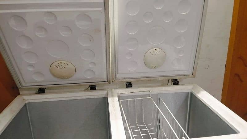 2 door deep freezer 3