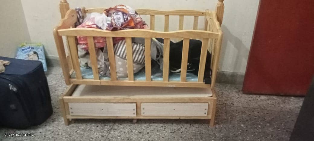 Kids Cot / Baby Cot / Kids Bed / Baby furniture for sale 3