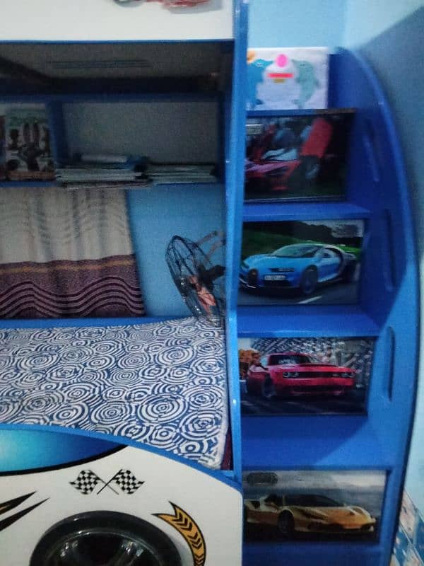 Car racing triple bunk bed 4