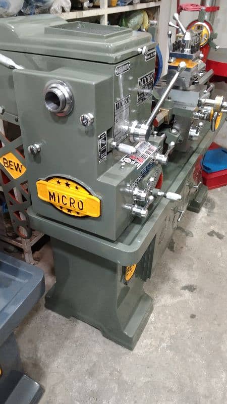 4.5 feet lathe machine Micro brand 1