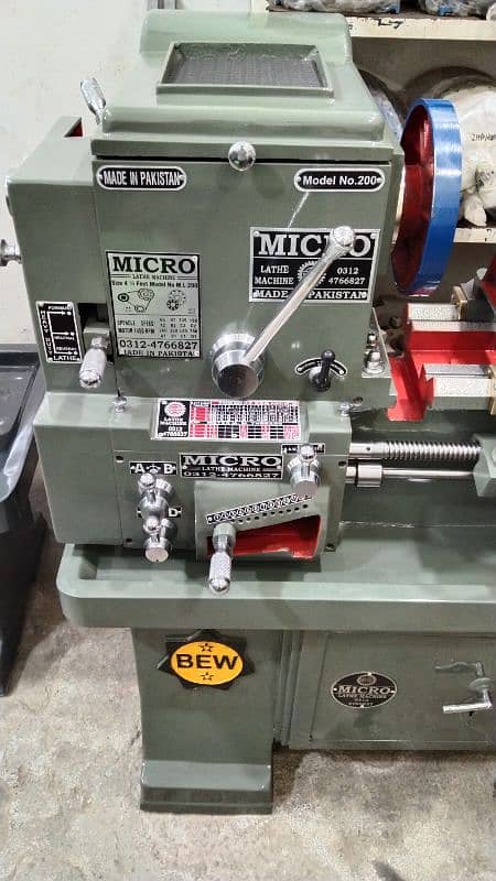 4.5 feet lathe machine Micro brand 2