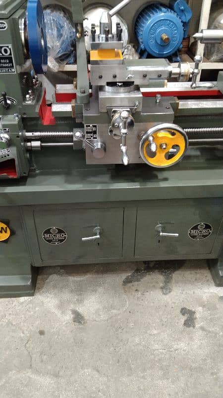 4.5 feet lathe machine Micro brand 5