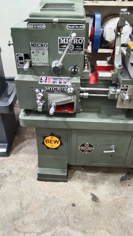 4.5 feet lathe machine Micro brand 6