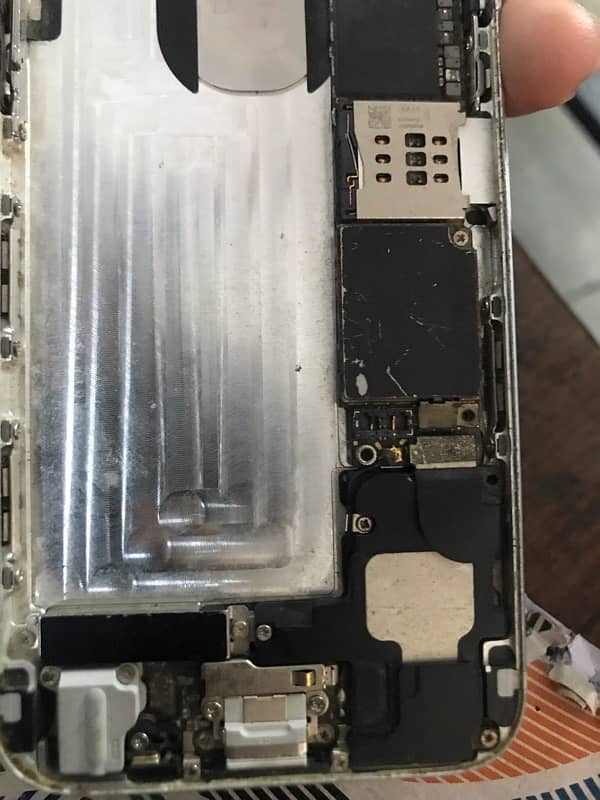 iphone 6 board 2