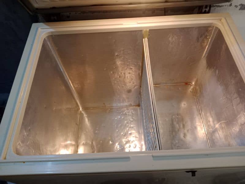 33000 Dawlance deep freezer 6