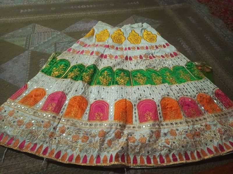 mehndi dress 2