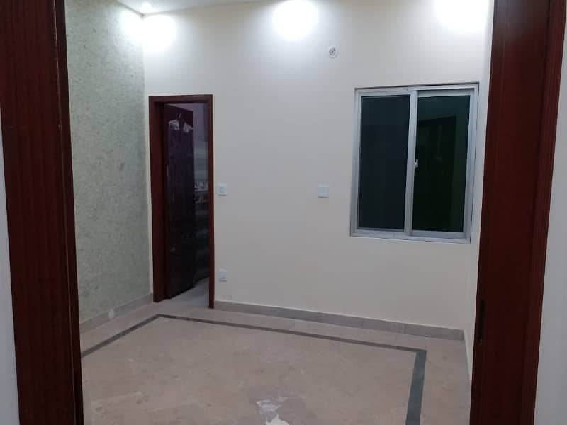 3 Marla House Ideal Location Nishtar Colony 8