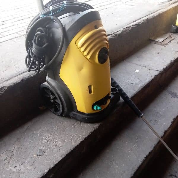 karcher Heavy duty car washer/ pressure washer for sale 3