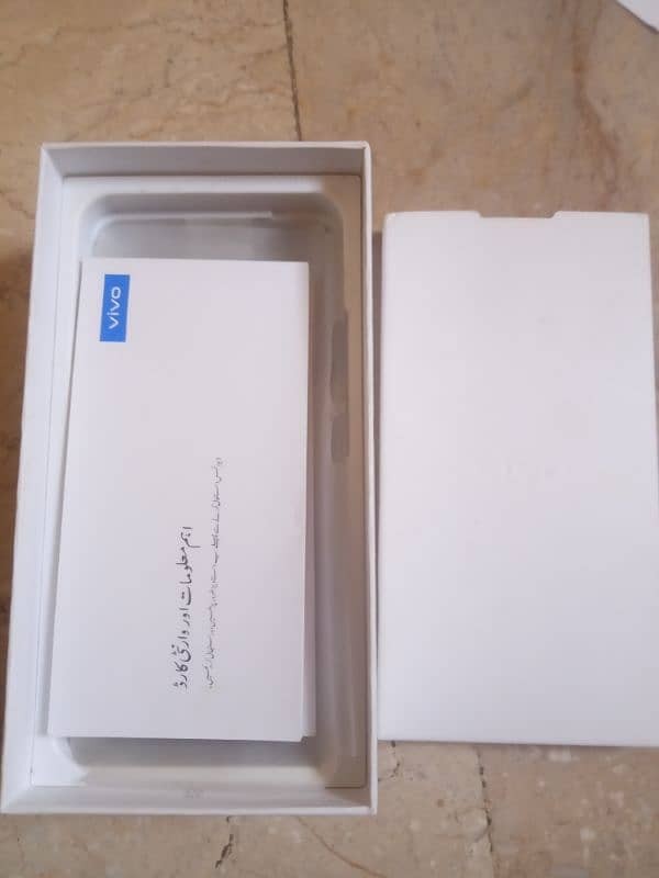 vivo y11 with box pta approved all ok urgent sale 10