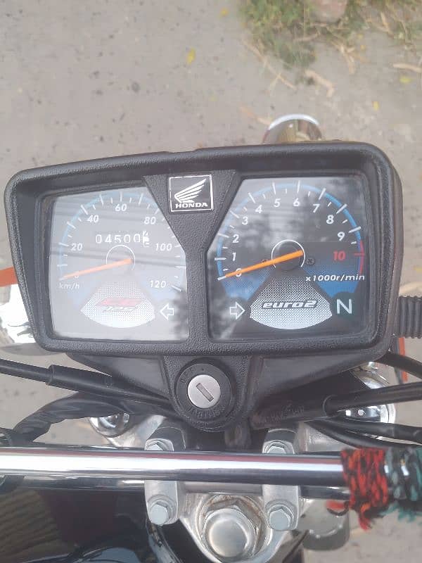 HONDA 125 SELF START 2023 MODEL TOTAL GANNIUN ALL ORIGNAL 1