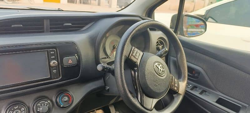 Toyota Vitz 2019 6