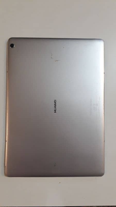 HUAWEI Mediapad Tablet for sale (white and golden colour) 1