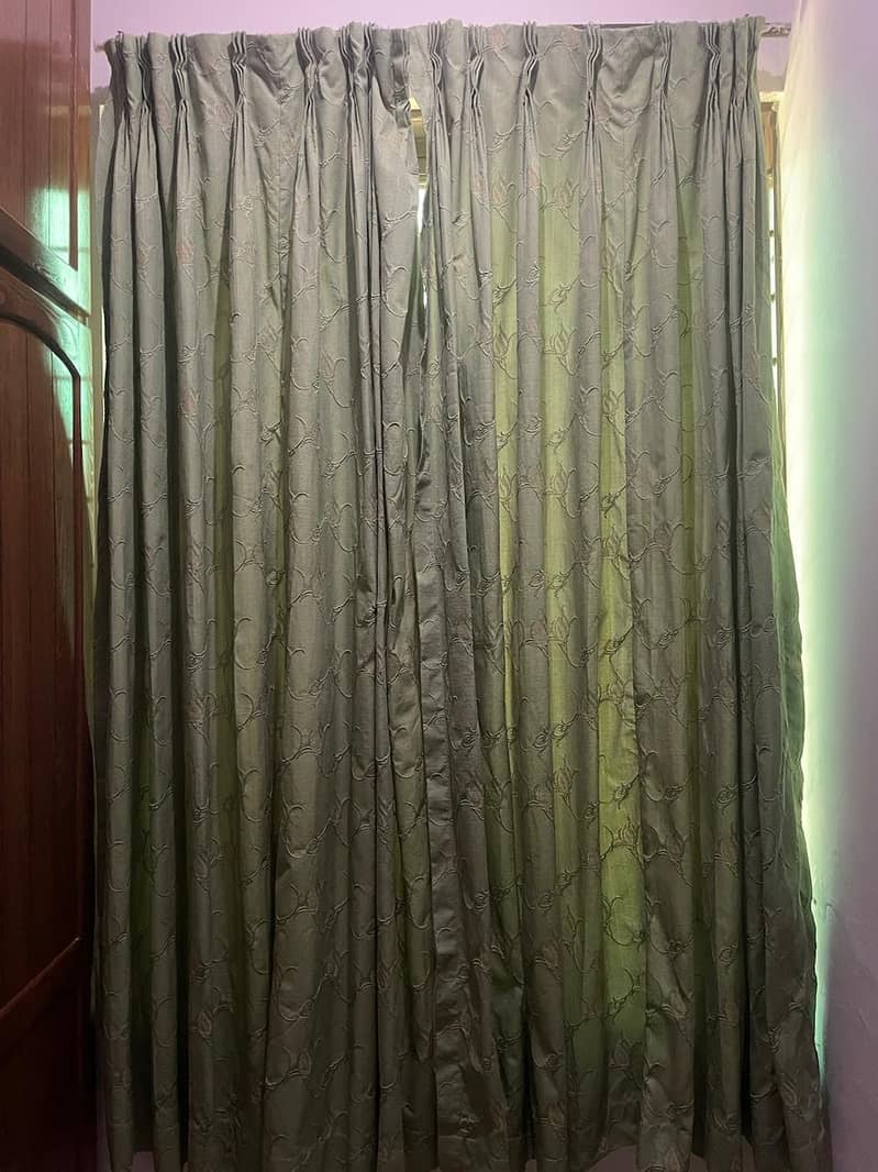 Embriodered Thick fabric curtains / curtains / custains fot lounge 8