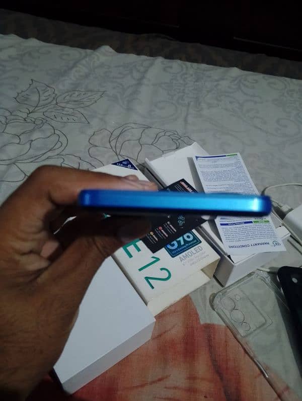 Infinix note 12 8/128 with original box charge,03271060622 3