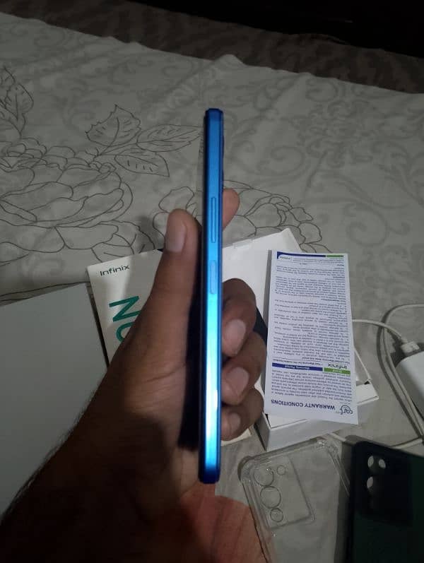 Infinix note 12 8/128 with original box charge,03271060622 6