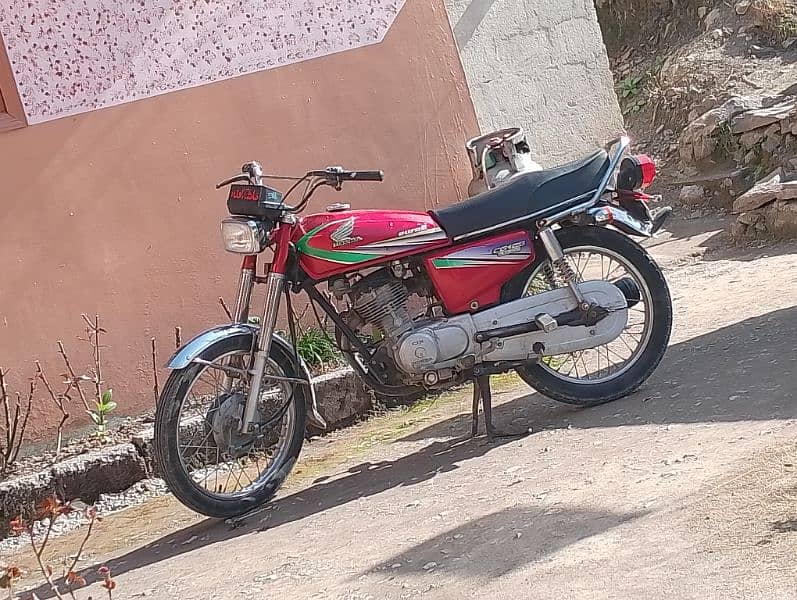 Honda 125 model year 2012 good condition 1