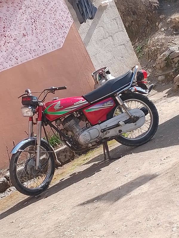 Honda 125 model year 2012 good condition 6