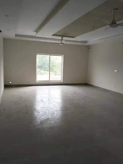 1200sqft office available for rent 2