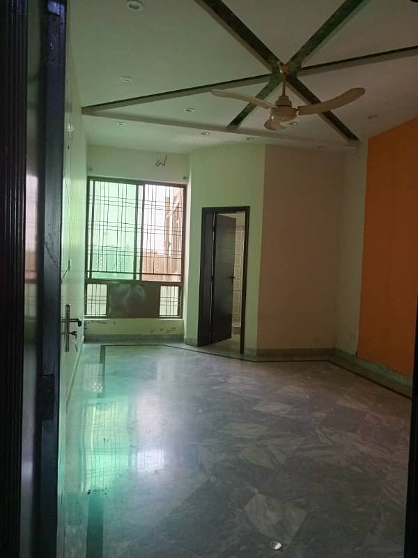 10 marla house for rent in judacial colony for Family and Silent office (Call center + Software house) 8