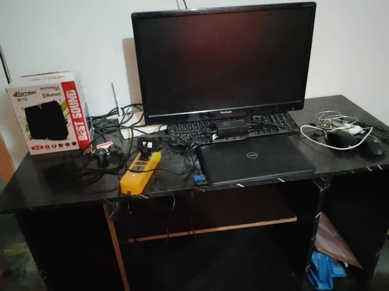 Computer Table for Sale Urgent 1