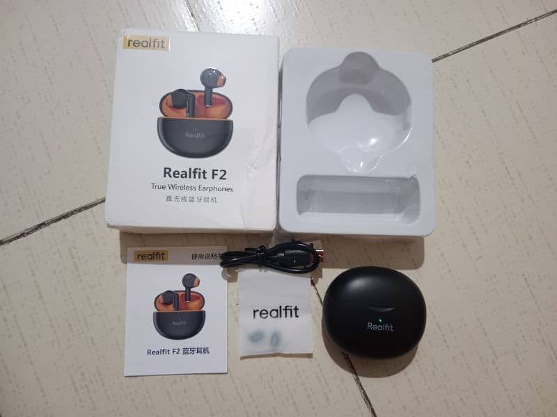 DHL Realfit F2 Earbud Available in Original Quality 7