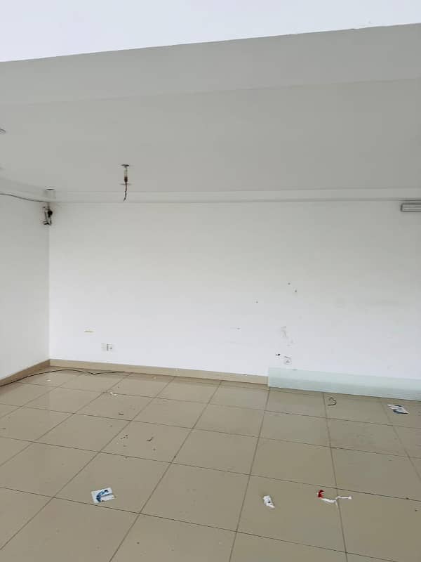 4 Marla floor available for rent in DHA phase 7 4