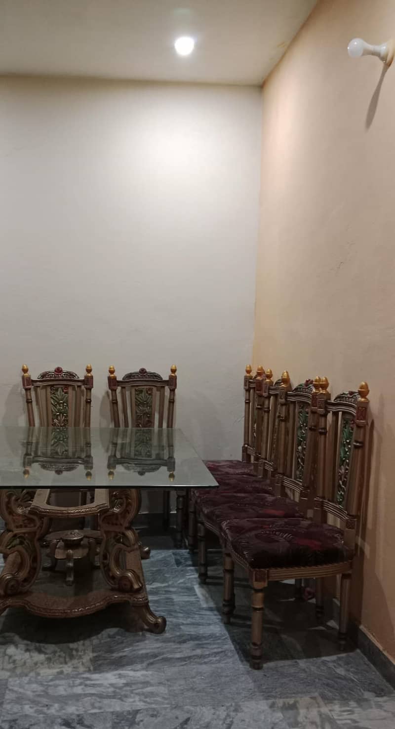 Dining Table with 6 Chairs 1