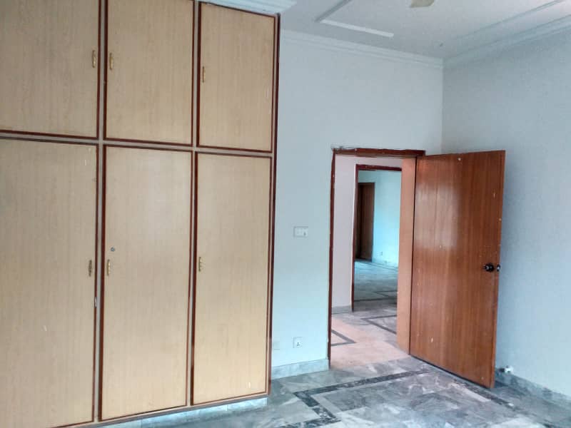 1 Kanal Upper Portion Available For Rent In DHA Phase 3 Block-W 12