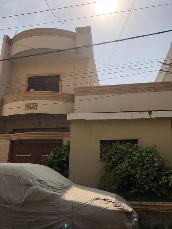 A Prime Location House Of 200 Square Yards In Karachi 3