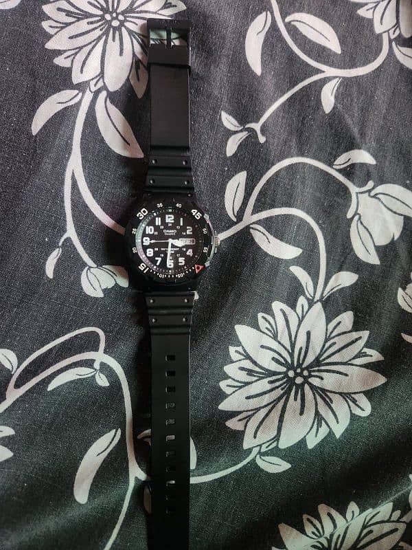 Casio MRW-200H 9/10 condition 4