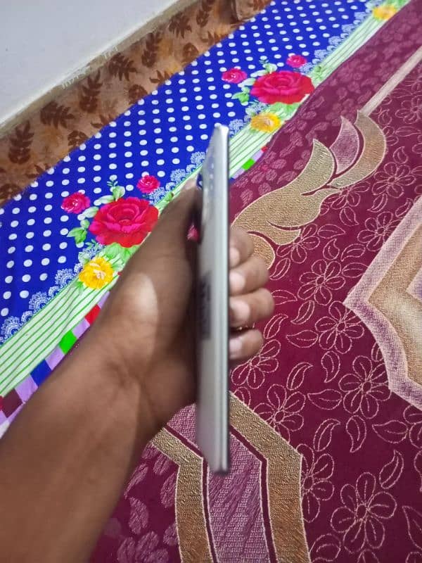 tecno spark 20 pro plus 8