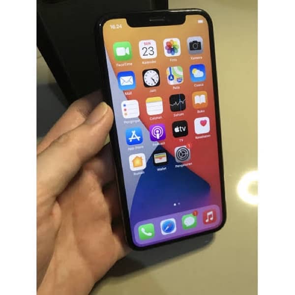 iPhone 11 Pro Max 0