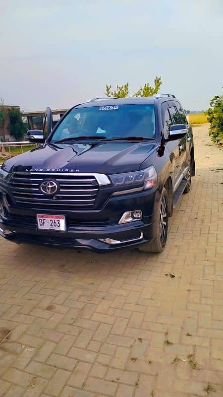 Toyota Land Cruiser 2008/13 Karachi registered 2