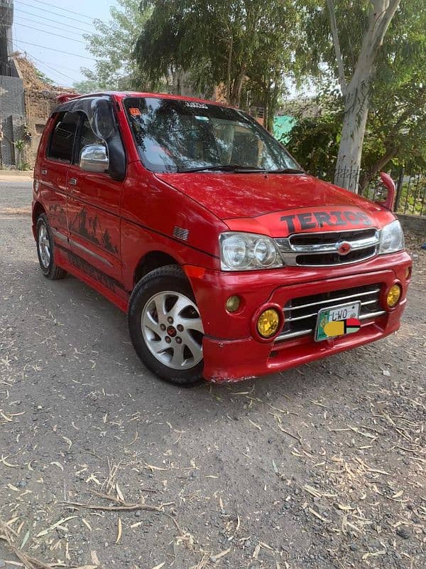 Daihatsu Terios Kid 2006 total genuine paint home use 2