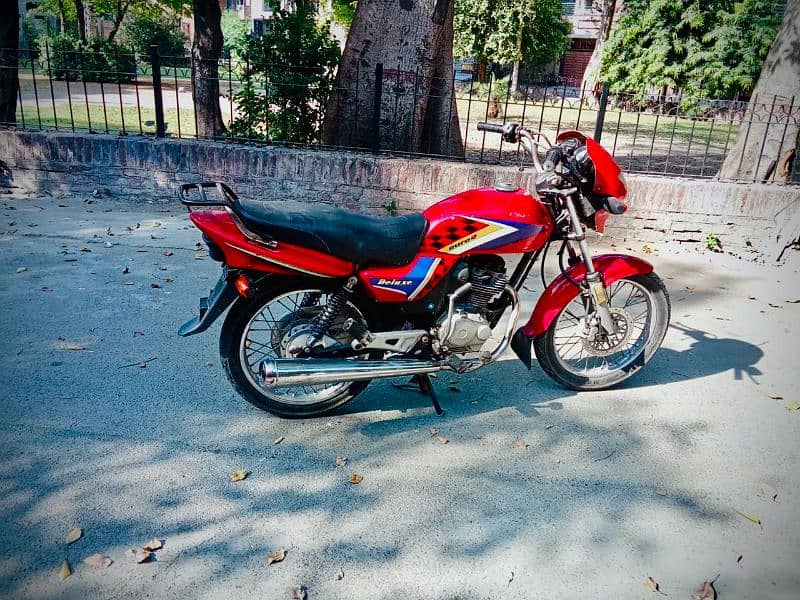 Selling  Honda 1