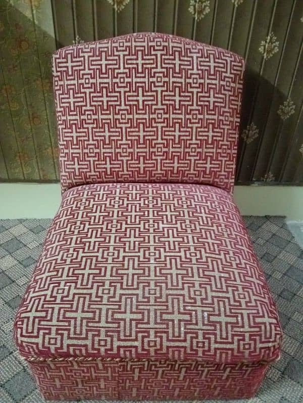 Comfortable 5 Seater Sofa Set For Sale- Great Condition! 1