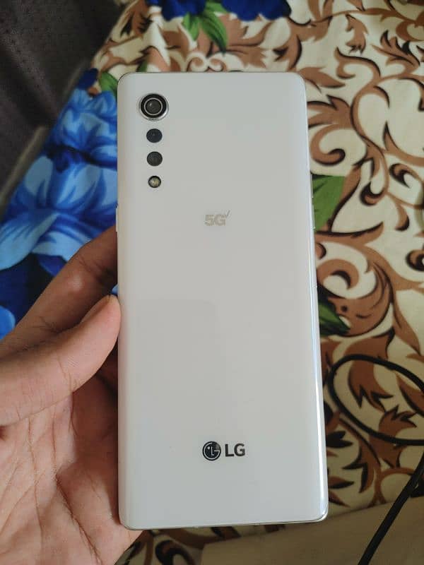 LG velvet 8/128 only interested costamer contact 0