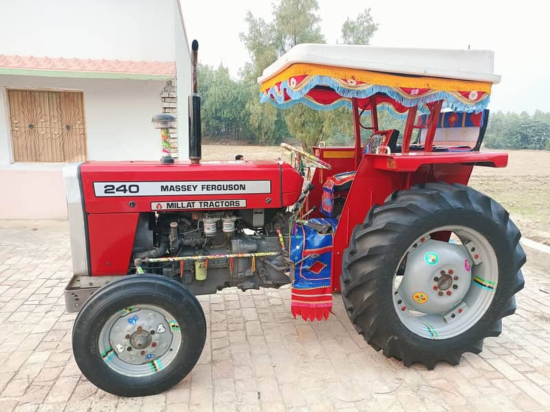 Milat Tractor Massey Ferguson 240 Model 2012 0