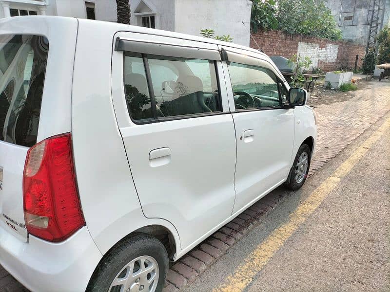 Suzuki Wagon R 2019 3