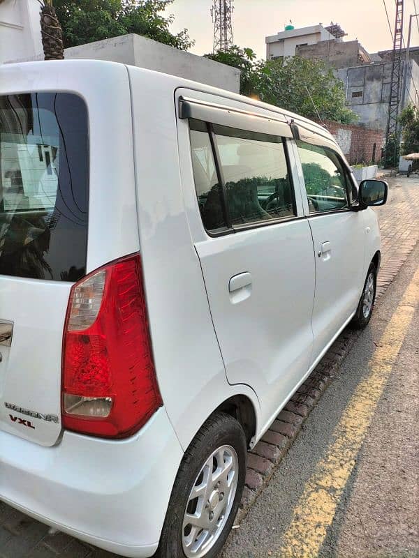 Suzuki Wagon R 2019 9