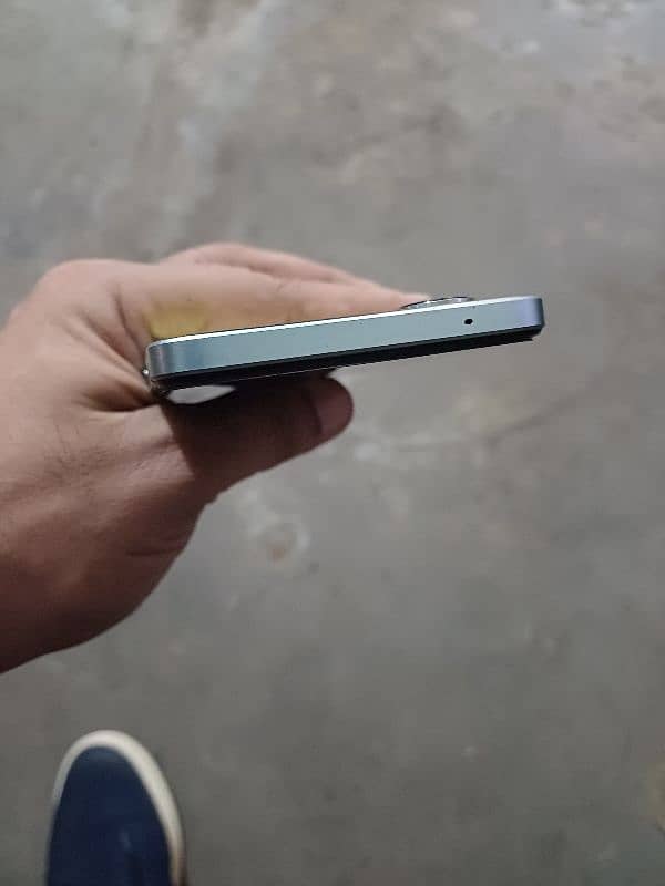 oppo f21 pro 5G 3