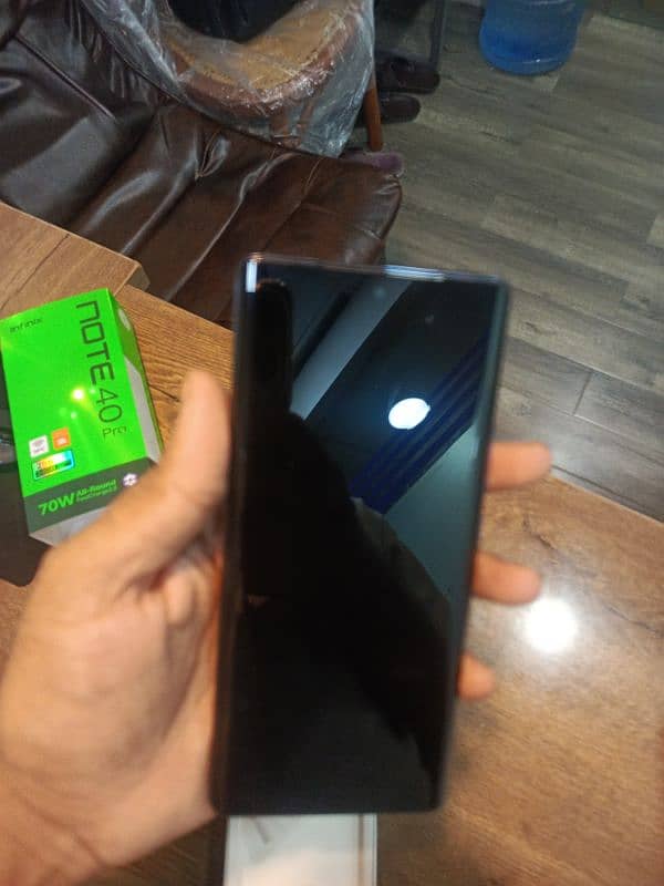 infinix hot 40 pro 1