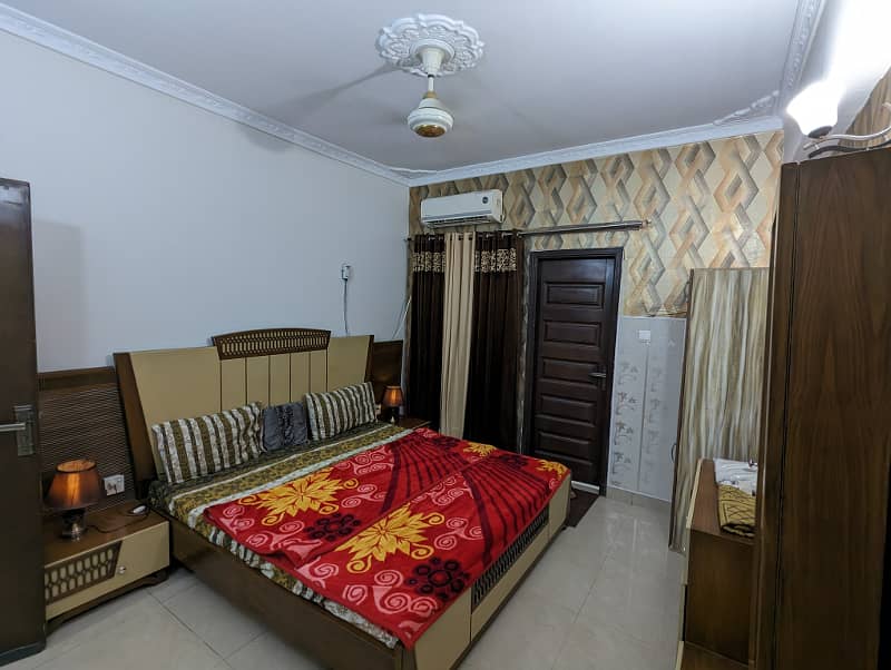 TWO BEDROOMS APARTMENT AVAILABLE FOR RENT ON DAILY/WEEKLY BASIC E-11 1